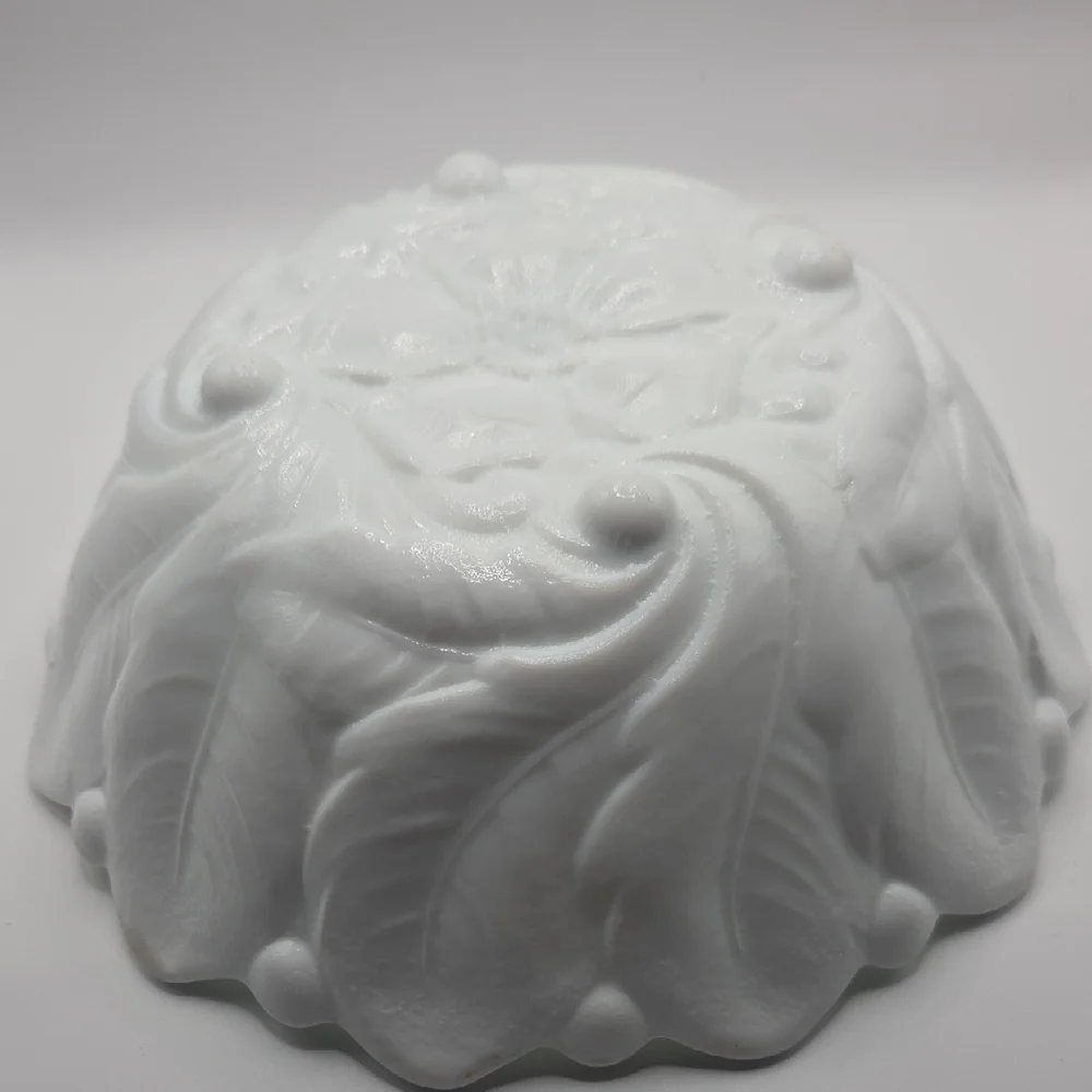 Milk Glass Indiana Glass White Scalloped Bowl. Vintage